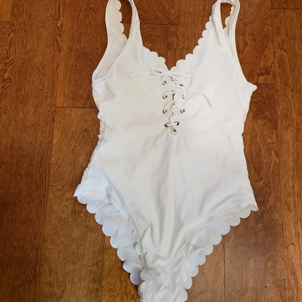 Ruffle white one peice swimsuit